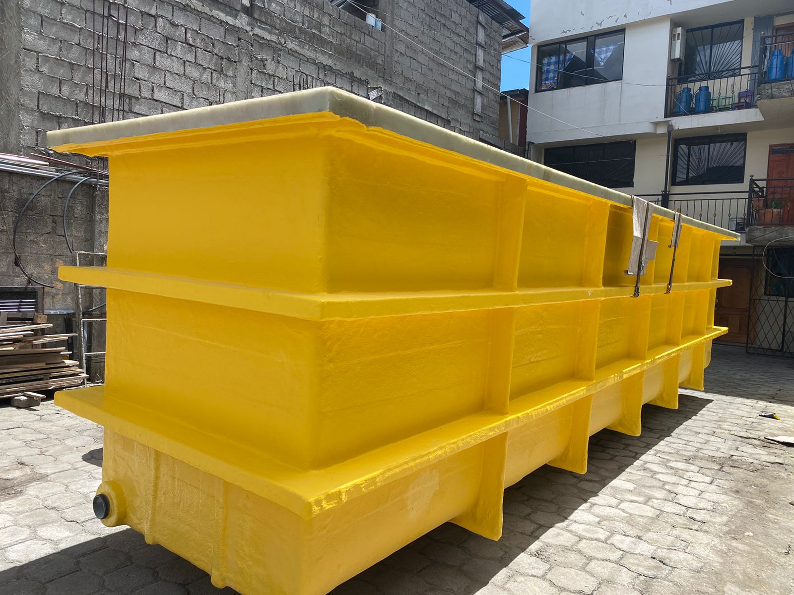 FABRICACIÓN DE TANQUES EN FIBRA DE VIDRIO | FIBRARV