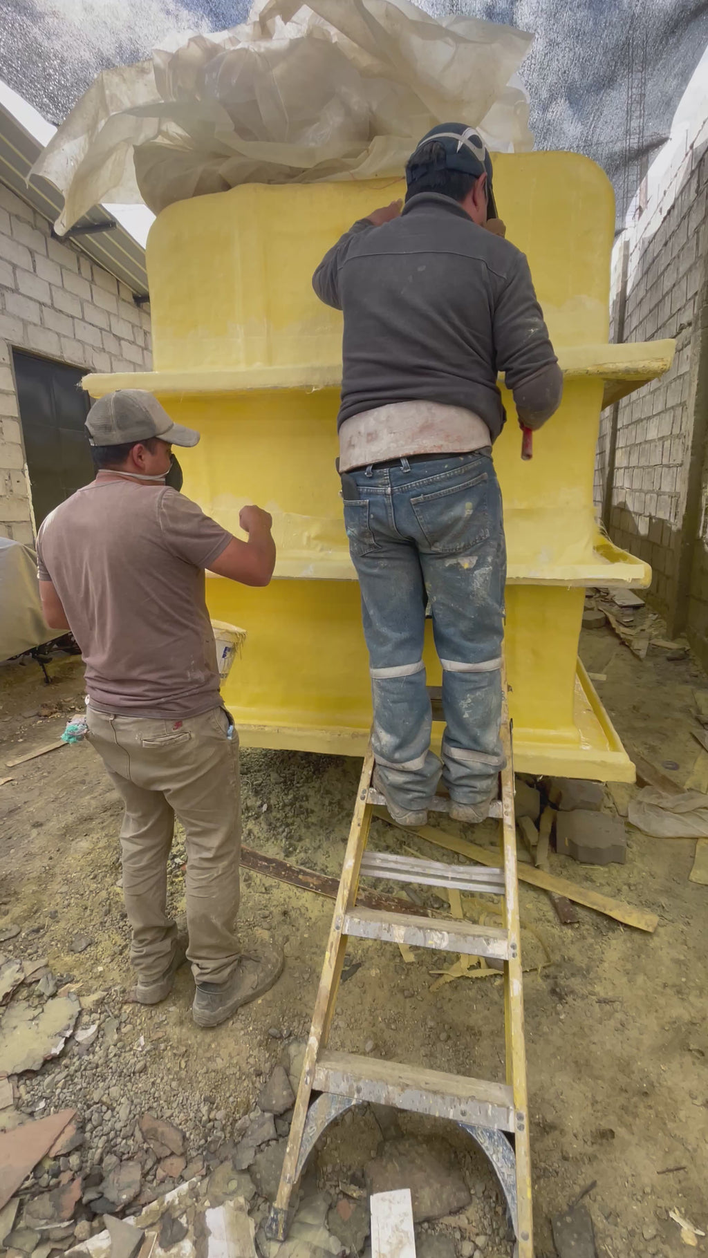 REPARACIÓN E IMPERMEABILIZACIÓN DE TANQUES | FIBRARV