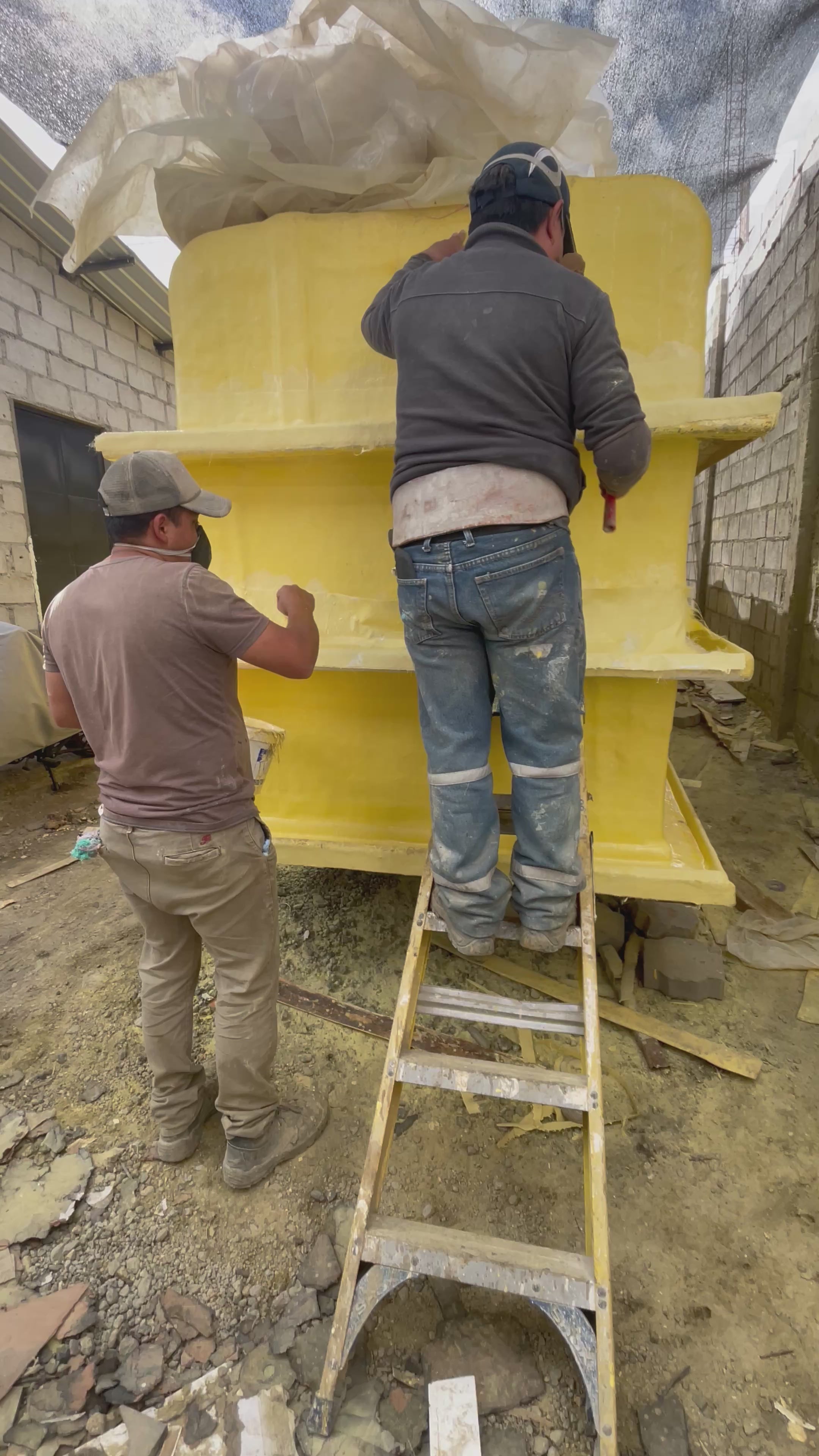 REPARACIÓN E IMPERMEABILIZACIÓN DE TANQUES | FIBRARV